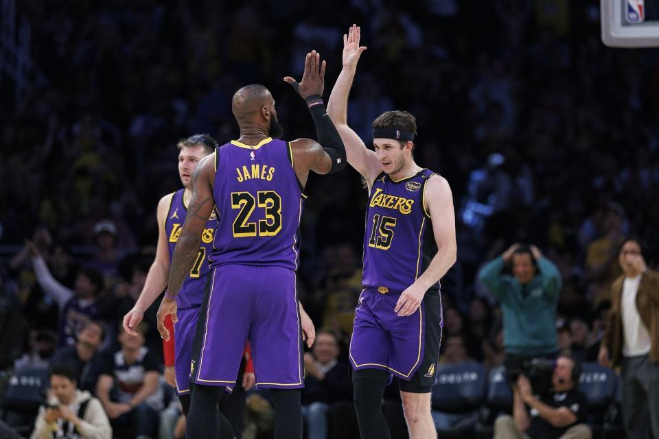 Leyu-3首轮追字母+2.4亿续小里!队记曝湖人计划 詹姆斯时代真要结束了